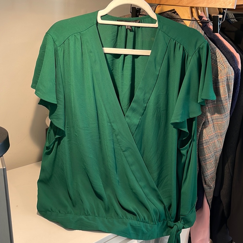 Banana Republic crossover green blouse